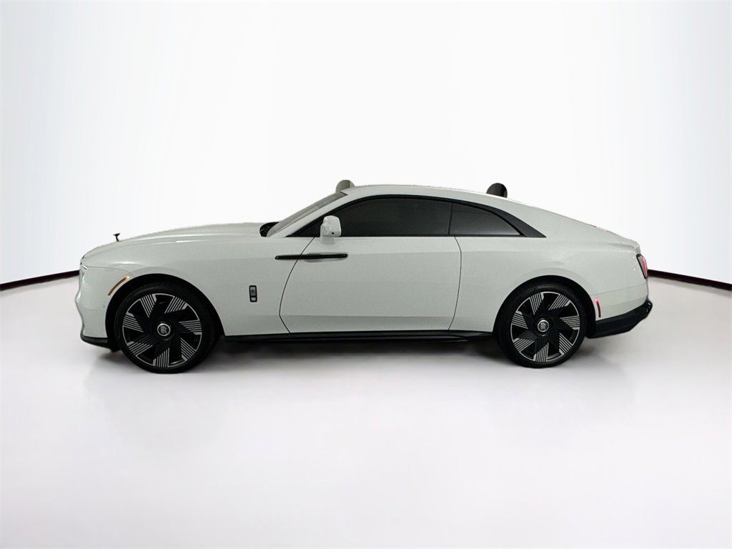 Used 2025 Rolls-Royce Spectre image 8