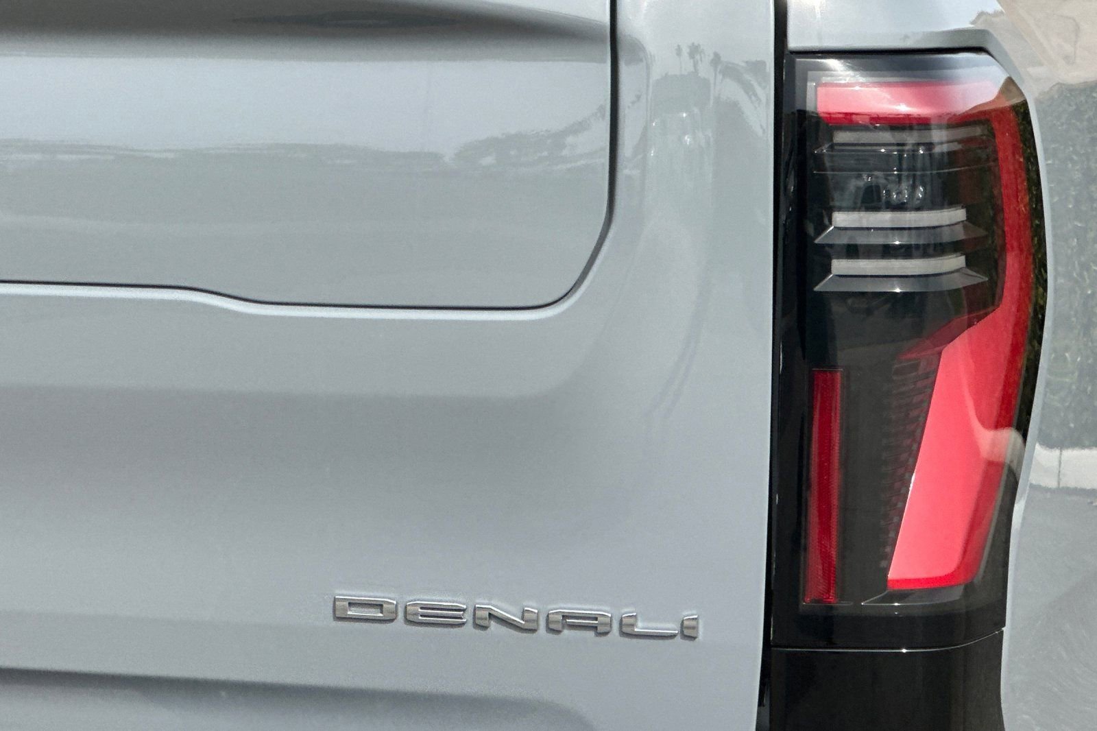 Certified 2024 GMC Sierra EV Denali image 26