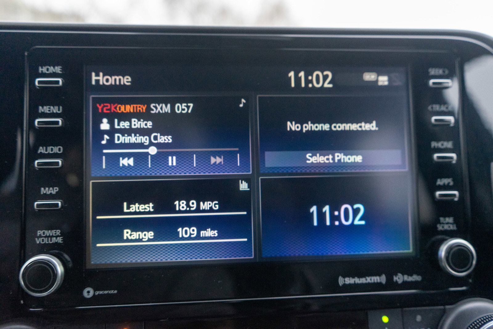 Used 2022 Toyota Highlander XLE image 17