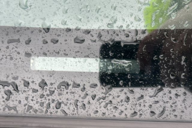 Used 2012 Toyota Corolla LE image 3