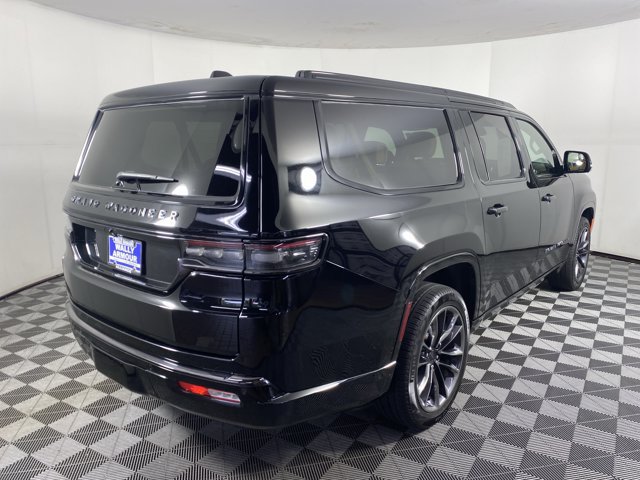 Used 2025 Jeep Grand Wagoneer L Series III w/ Rear Seat Video Group 1 AWD/4WD image 9