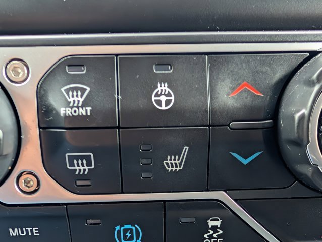 Used 2021 Jeep Wrangler Unlimited Rubicon 4xe w/ Dual Top Group image 18