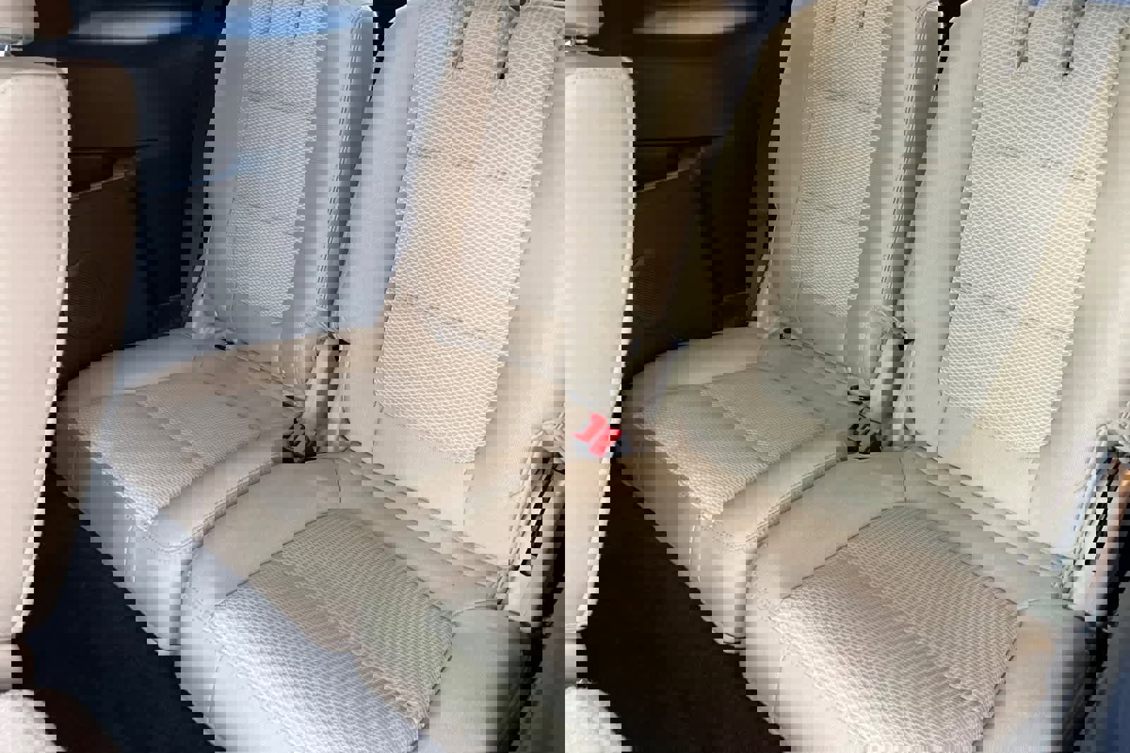 Used 2016 Ford Explorer XLT w/ Equipment Group 201A image 16