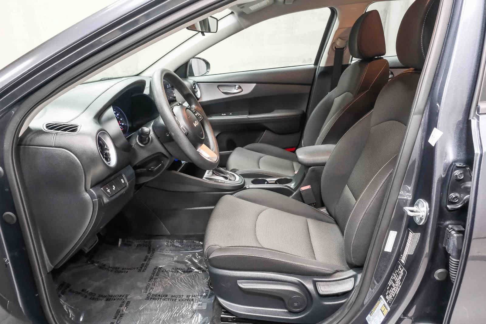 Used 2024 Kia Forte LXS w/ LXS Technology Package FWD image 24