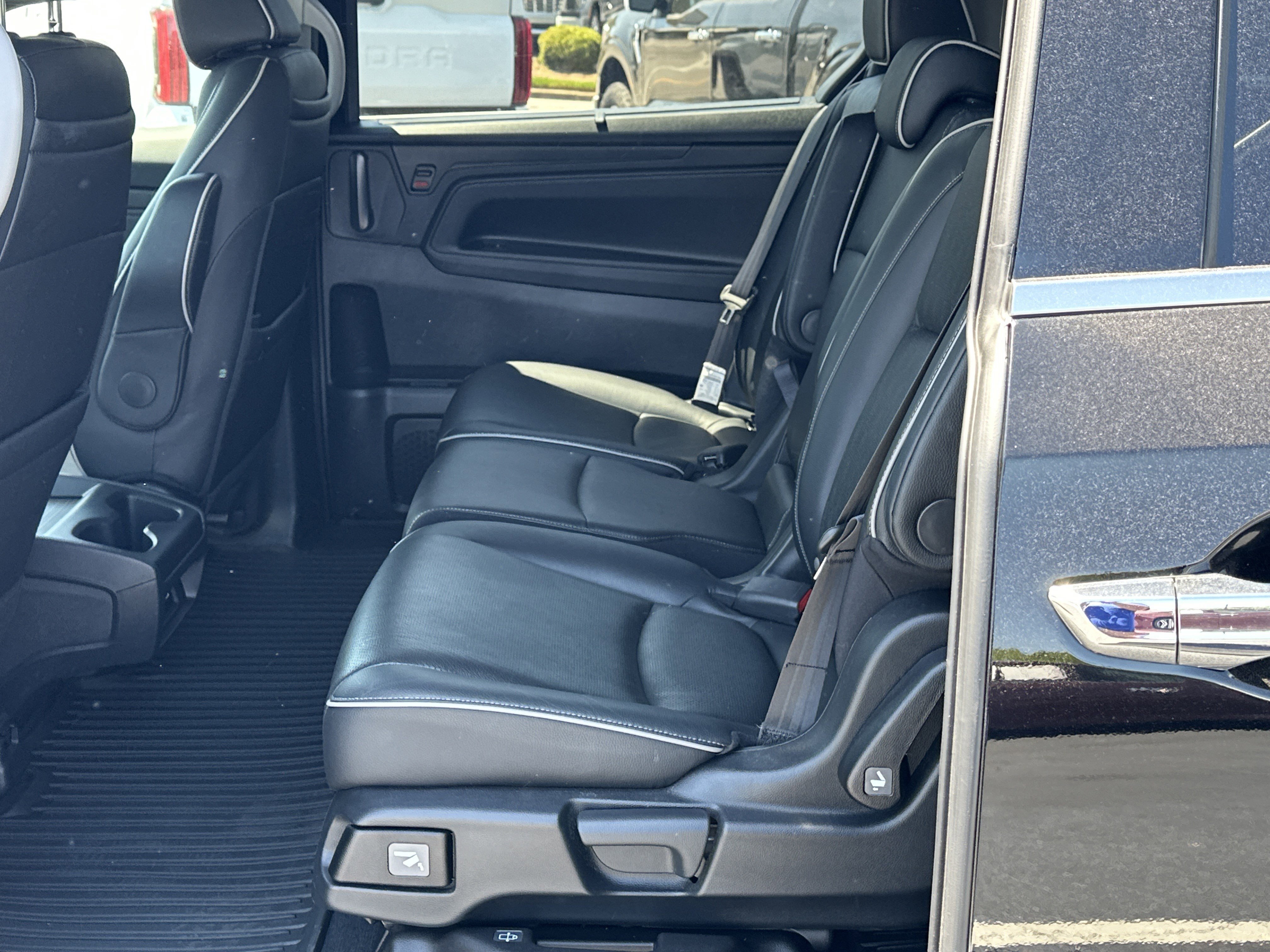 Used 2023 Honda Odyssey Elite image 17