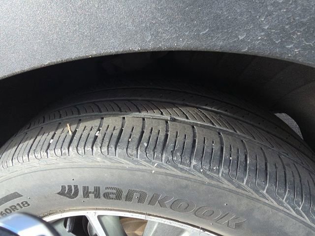 Used 2019 Hyundai Santa Fe Limited image 9