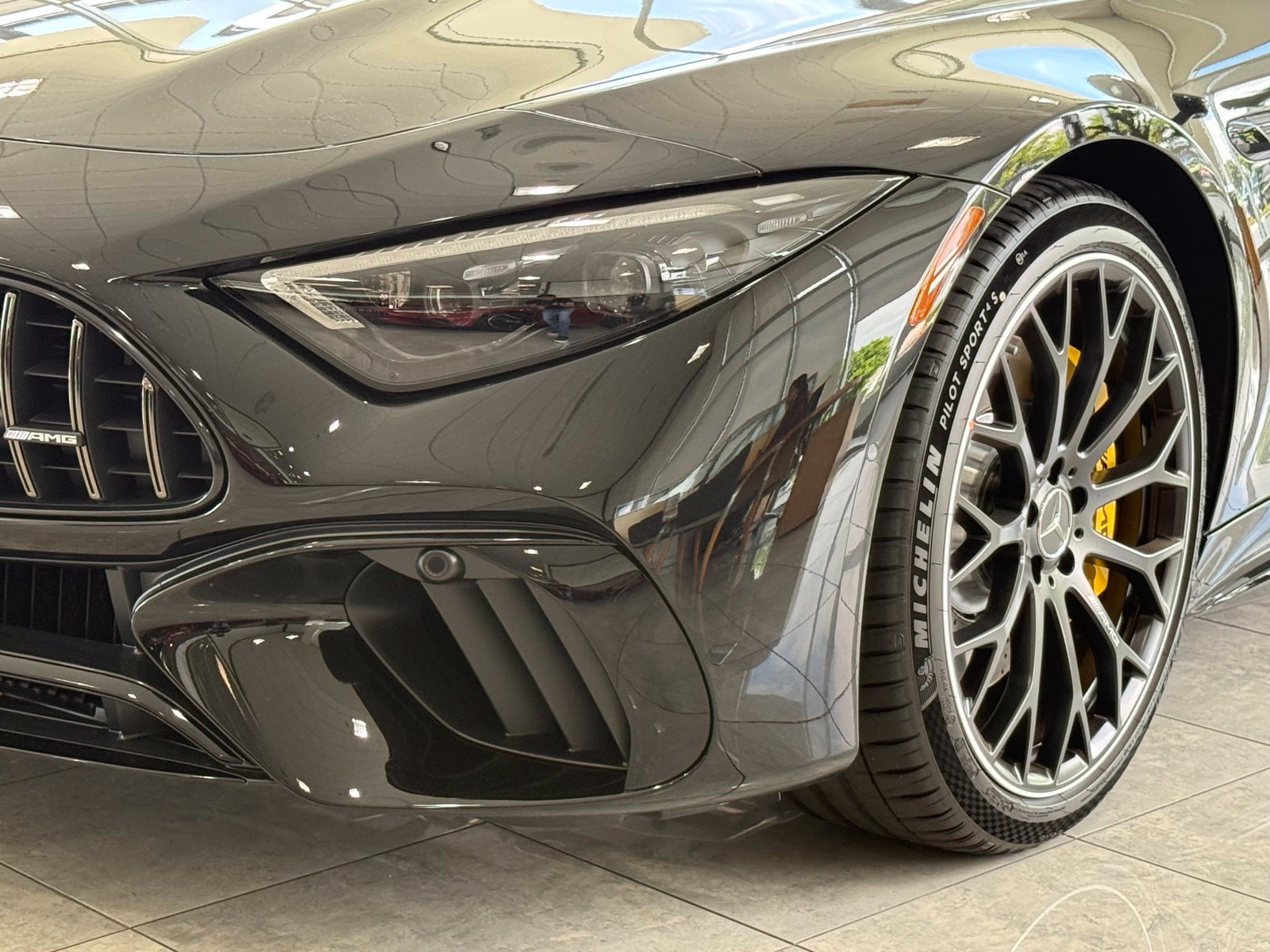 New 2027 Mercedes-Benz SL 63 AMG 4MATIC image 3