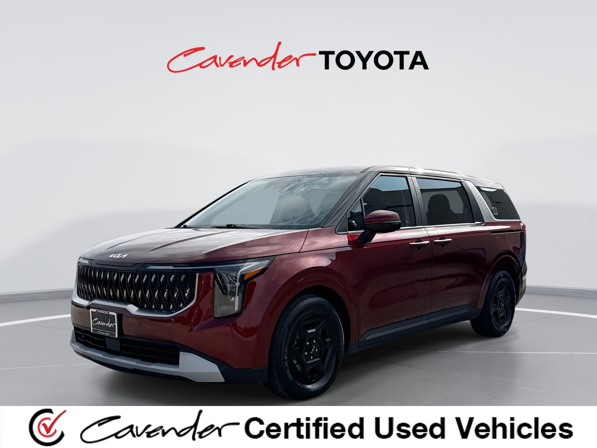 Used 2026 Kia Carnival FWD image 1