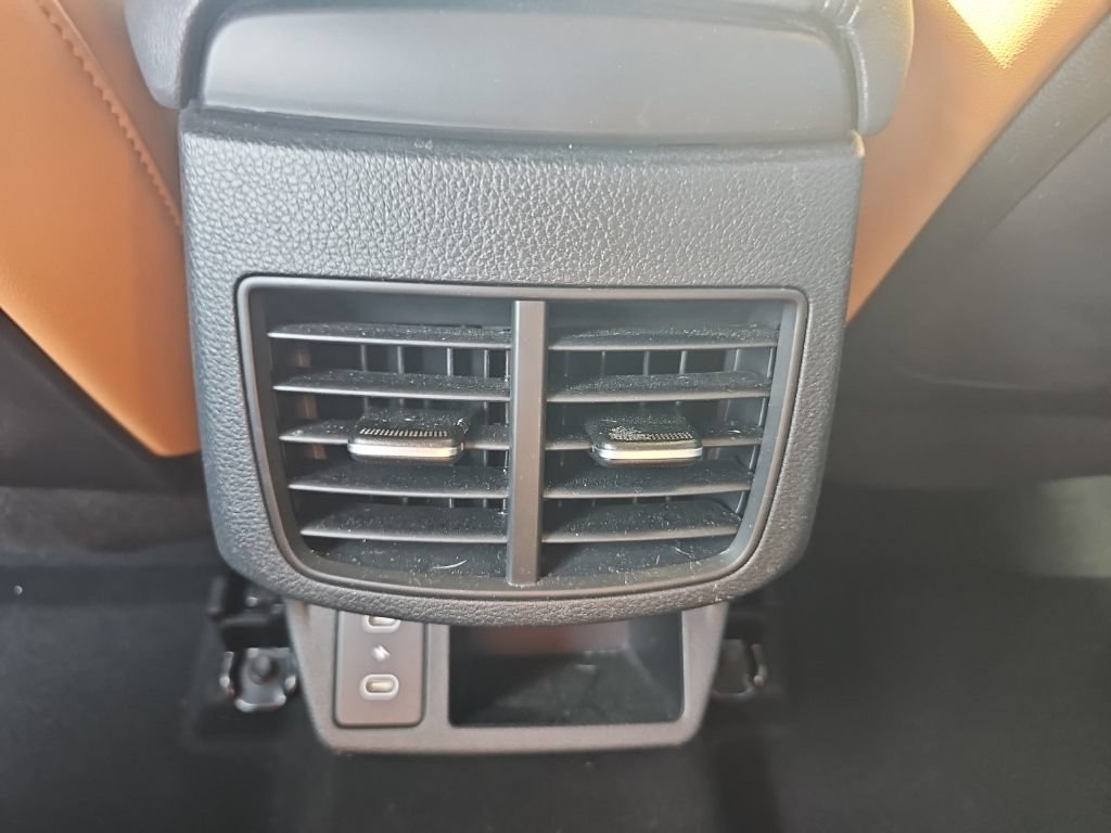 Used 2025 Kia Seltos EX w/ EX Sunroof Package AWD/4WD image 27