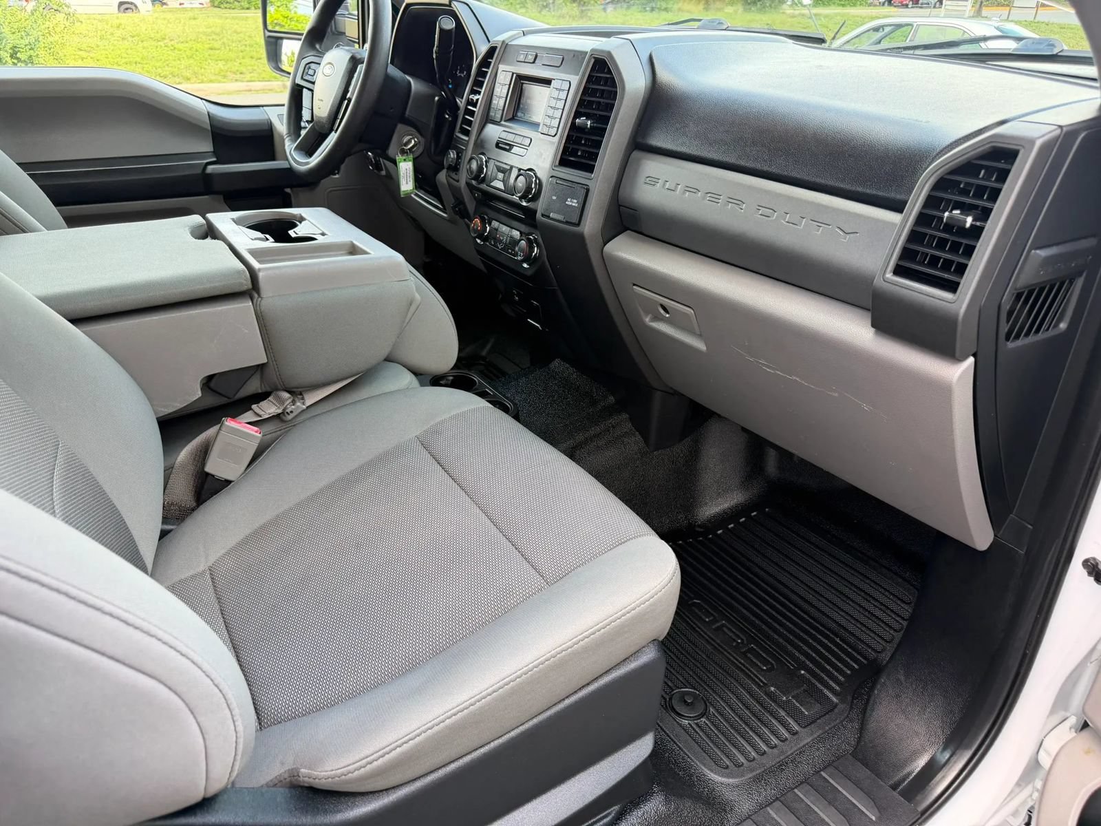 Used 2017 Ford F250 XL w/ Power Equipment Group AWD/4WD image 13