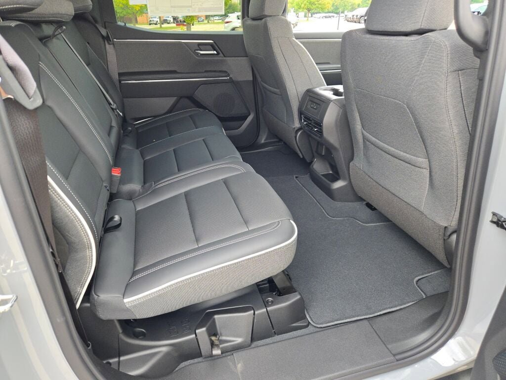 New 2026 GMC Sierra EV Elevation image 21