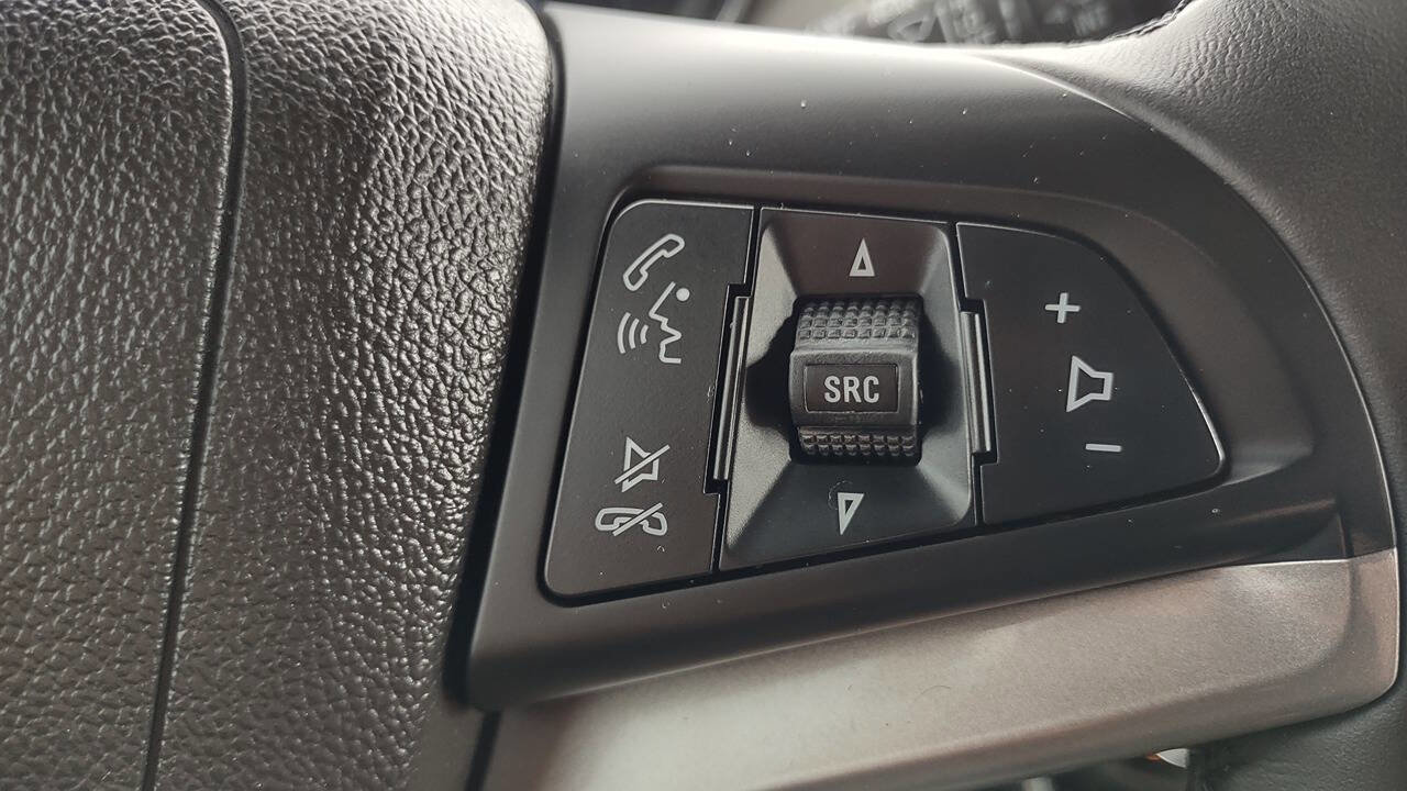 Used 2020 Chevrolet Trax Premier FWD image 17
