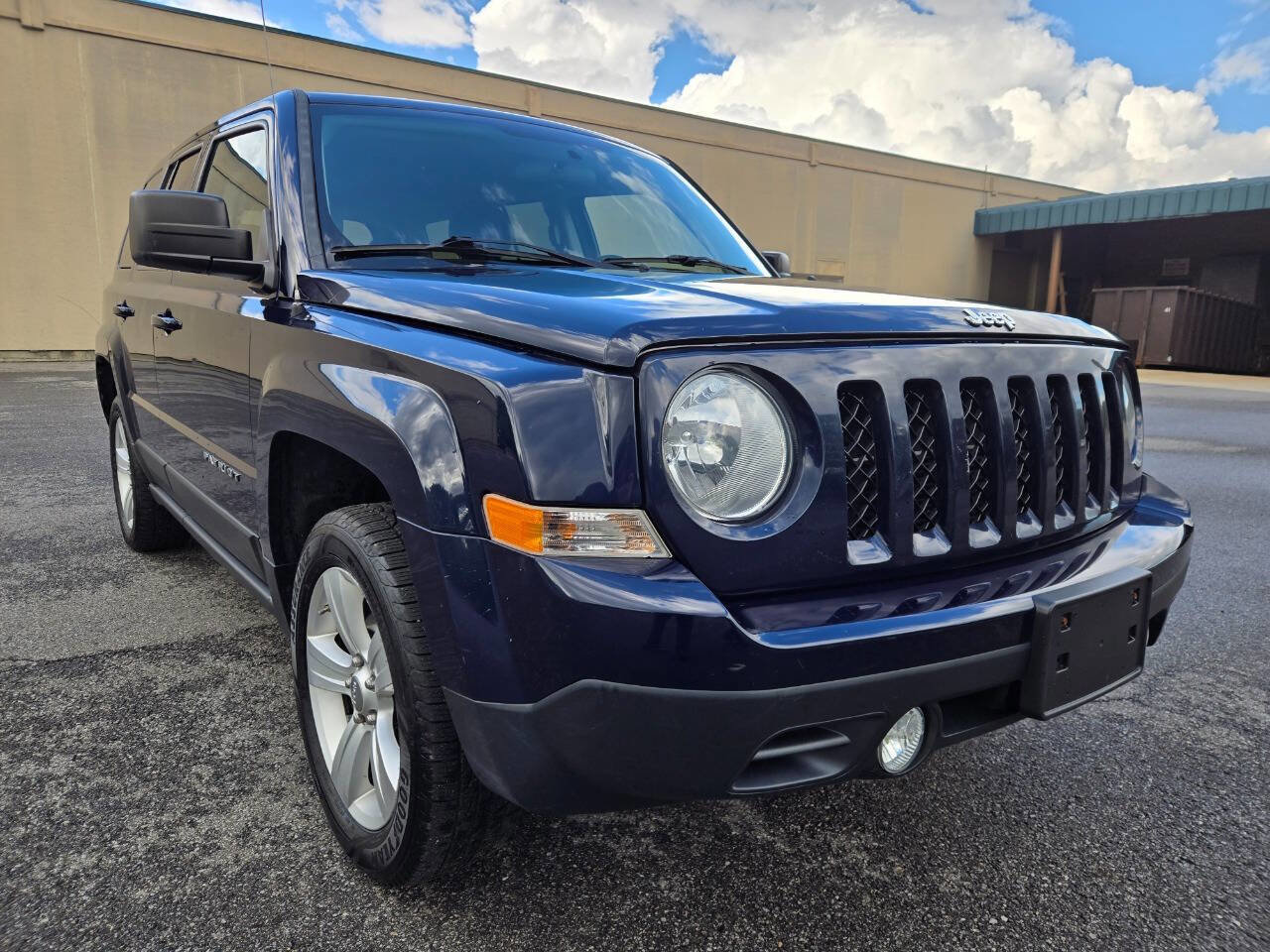 Used 2012 Jeep Patriot Latitude FWD image 15