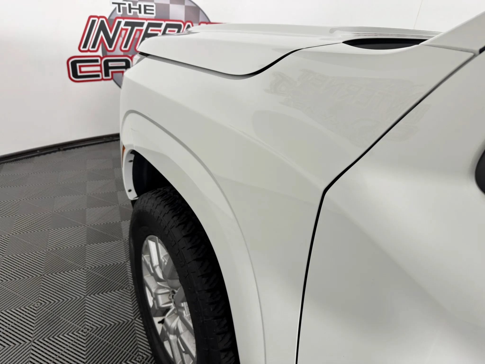Used 2023 Nissan Frontier SV AWD/4WD image 23