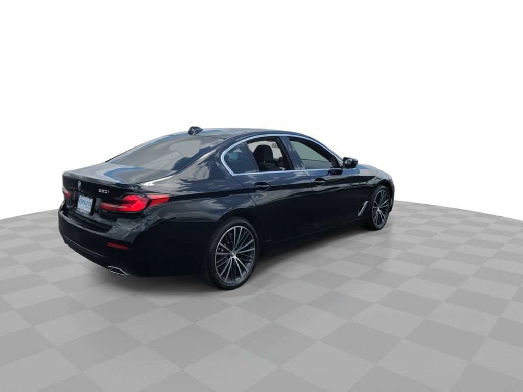 Used 2023 BMW 530i w/ Premium Package RWD image 8