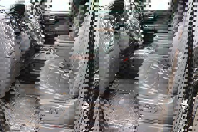 Used 2021 GMC Sierra 2500 Denali w/ Denali Black Diamond Edition image 16