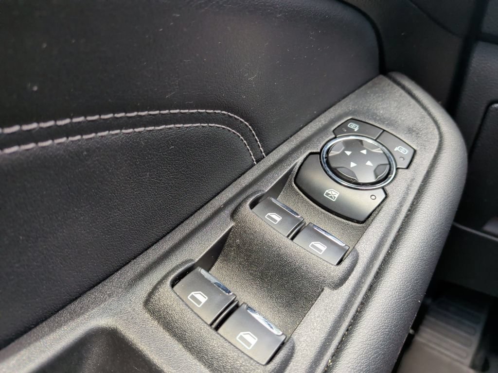 Certified 2022 Ford Edge Titanium AWD/4WD image 29