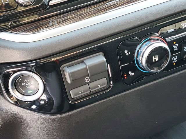 New 2026 GMC Sierra 1500 SLE image 18