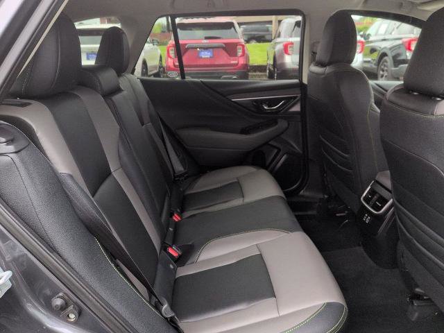 Used 2025 Subaru Outback Onyx Edition AWD/4WD image 28