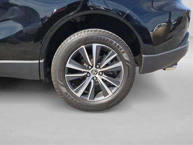 Used 2021 Toyota Venza LE w/ Carpet Mat Package (TMS) AWD/4WD image 21