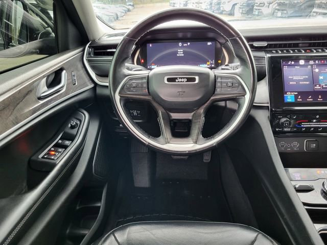 Used 2021 Jeep Grand Cherokee L Limited AWD/4WD image 26