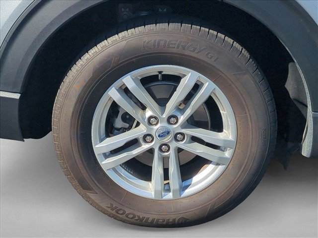 Certified 2023 Ford Explorer XLT RWD image 23