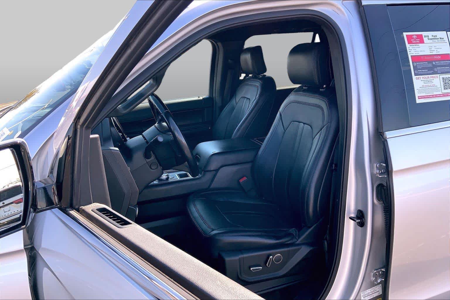 Used 2018 Ford Expedition Max Limited RWD image 7
