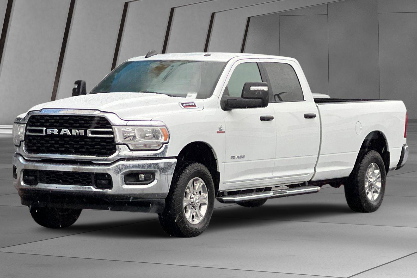 Used 2024 RAM 3500 Big Horn image 8