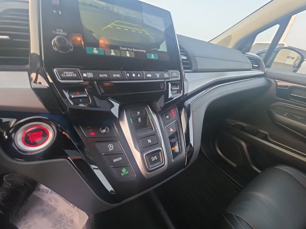 Certified 2024 Honda Odyssey Touring image 23