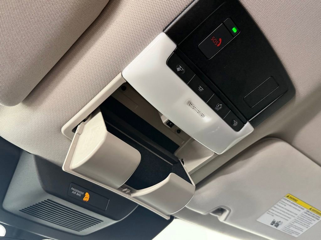 Used 2023 Nissan Pathfinder SV image 52