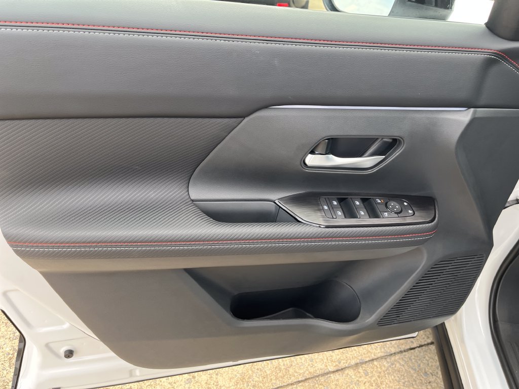 New 2027 Nissan Kicks SR AWD/4WD image 11