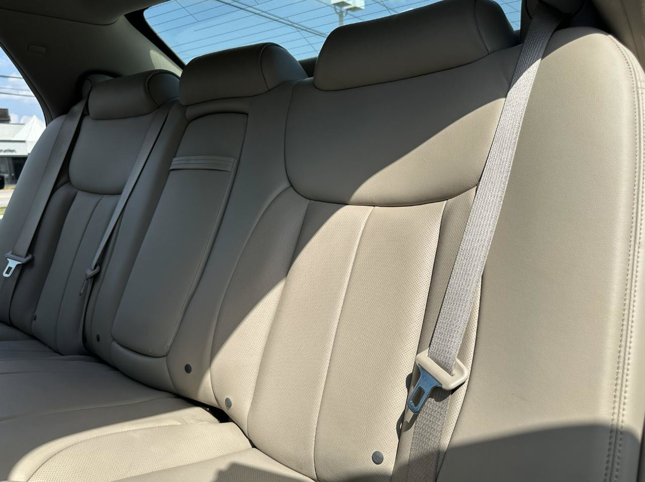 Used 2008 Cadillac DTS FWD image 33