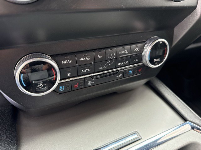 Used 2021 Ford Expedition Max XLT image 17