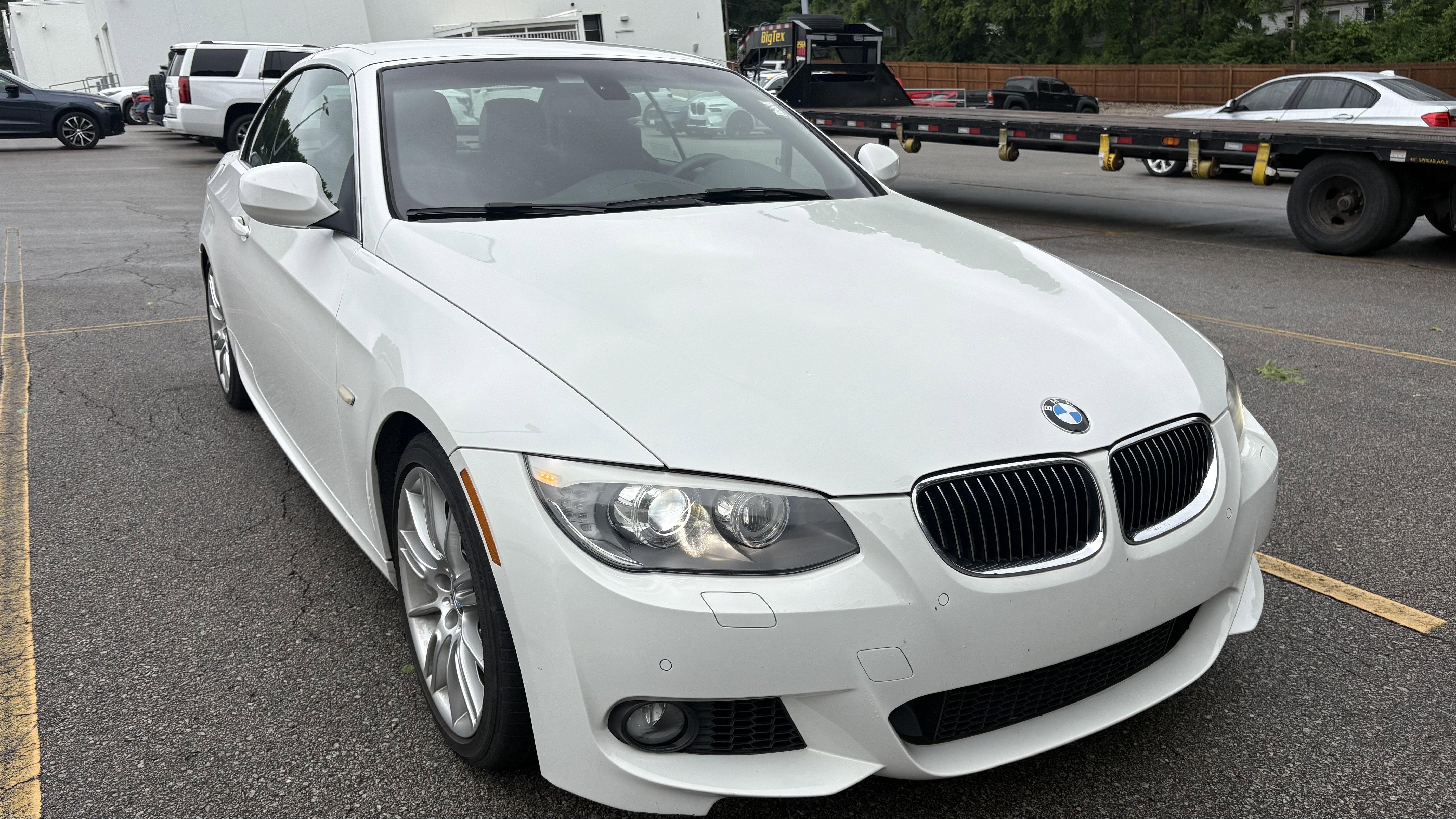 Used 2013 BMW 335i Convertible RWD image 2