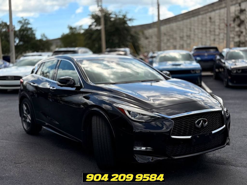 Used 2017 INFINITI QX30 Sport w/ Sport Leather Package FWD image 10