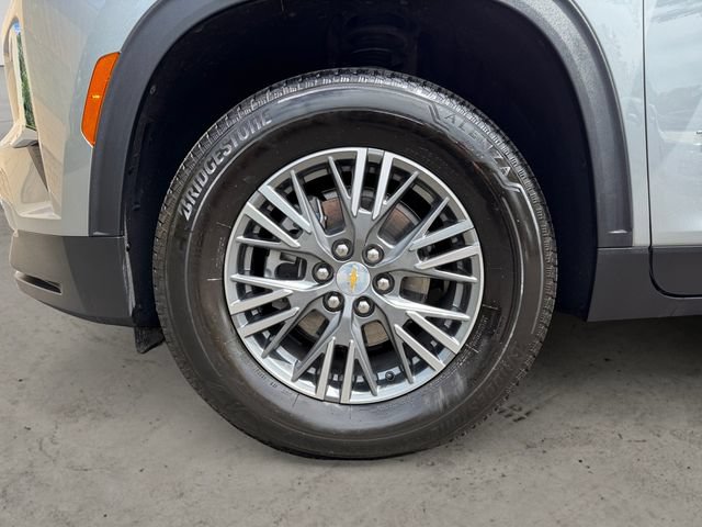 Certified 2026 Chevrolet Traverse LT AWD/4WD image 14