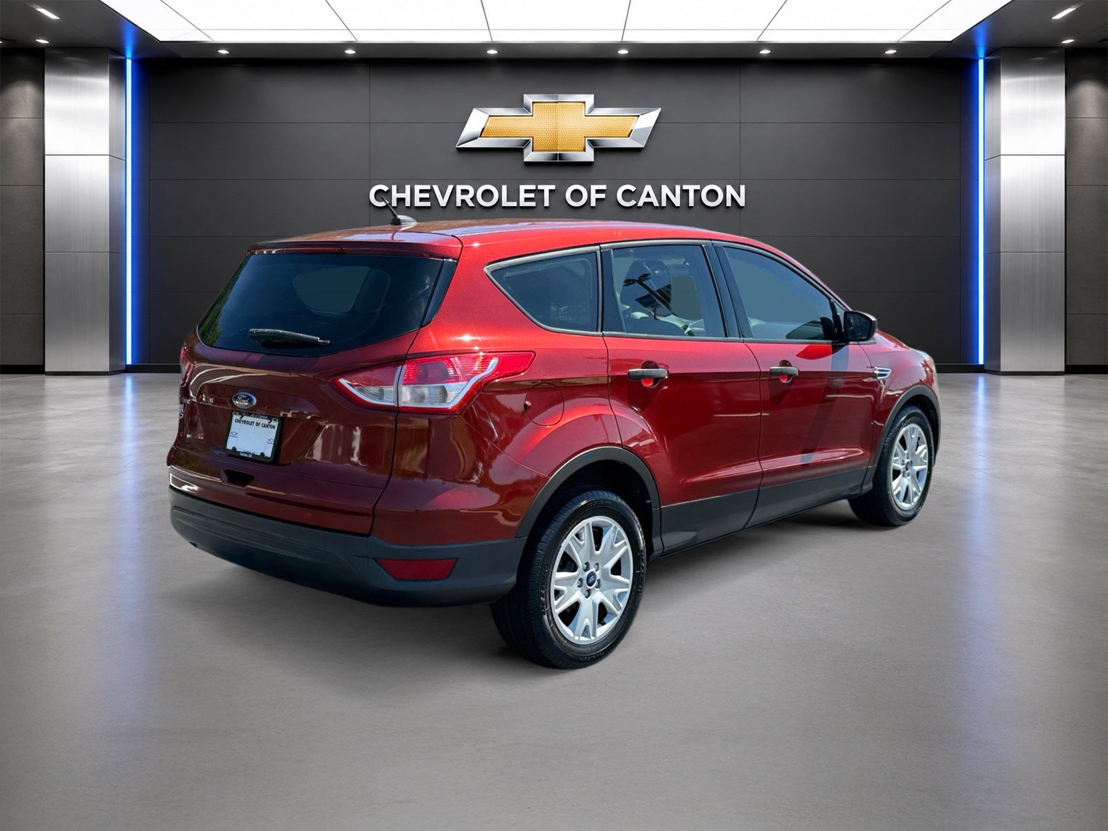 Used 2015 Ford Escape S FWD image 5
