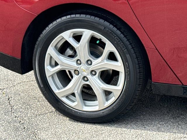 Used 2018 Chevrolet Volt Premier image 5