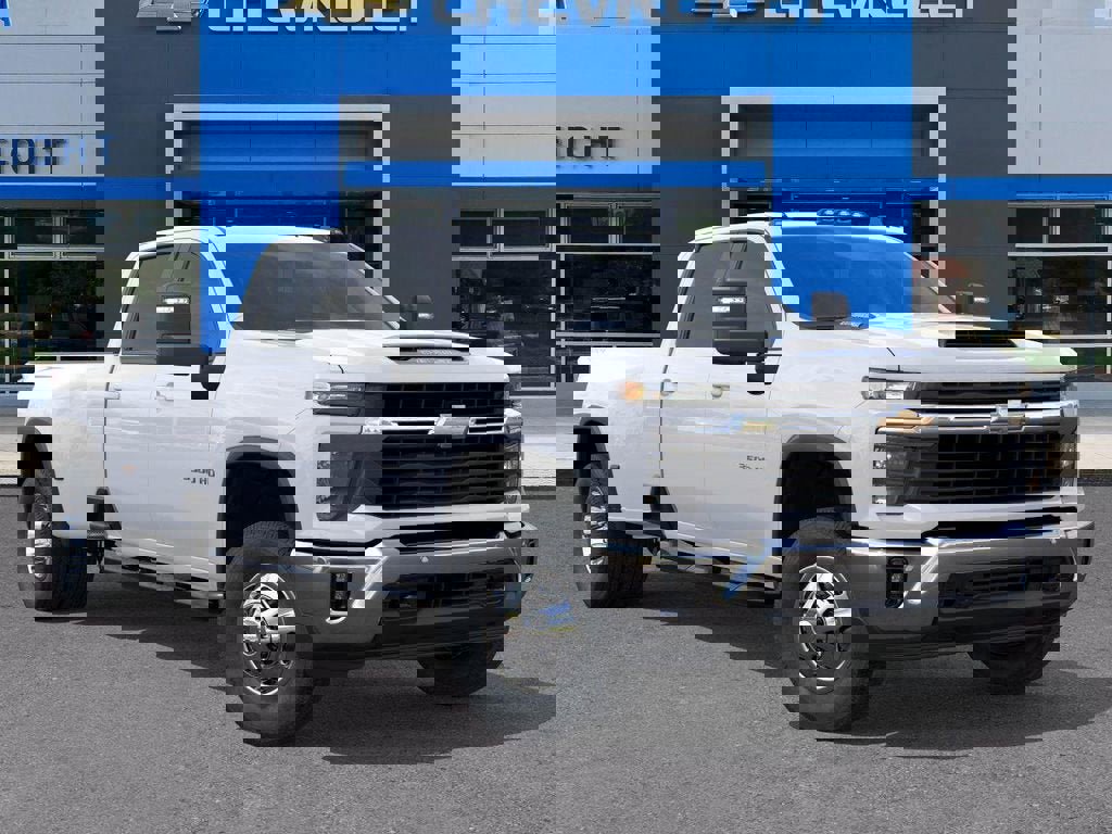 New 2026 Chevrolet Silverado 3500 LT w/ All Star Edition image 7