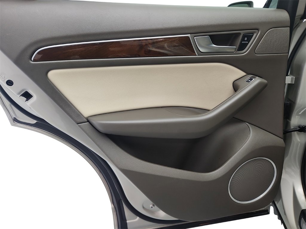 Used 2017 Audi Q5 2.0T Premium Plus image 24