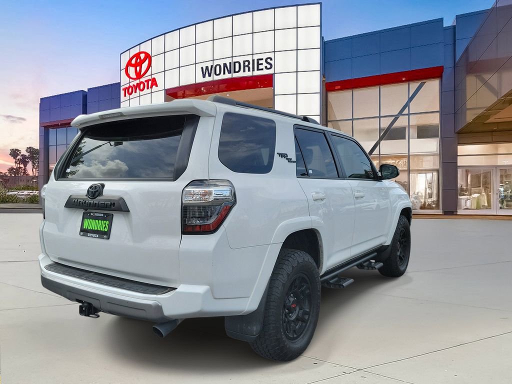 Used 2019 Toyota 4Runner TRD Off-Road Premium AWD/4WD image 6