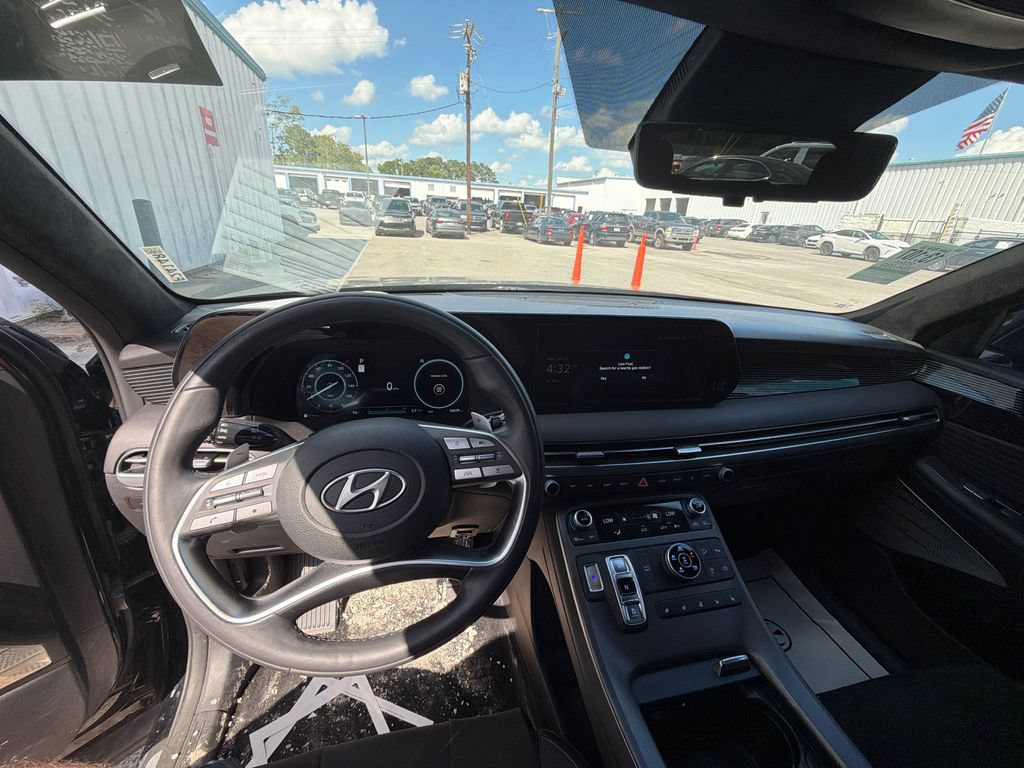 Used 2024 Hyundai Palisade Calligraphy AWD/4WD image 12