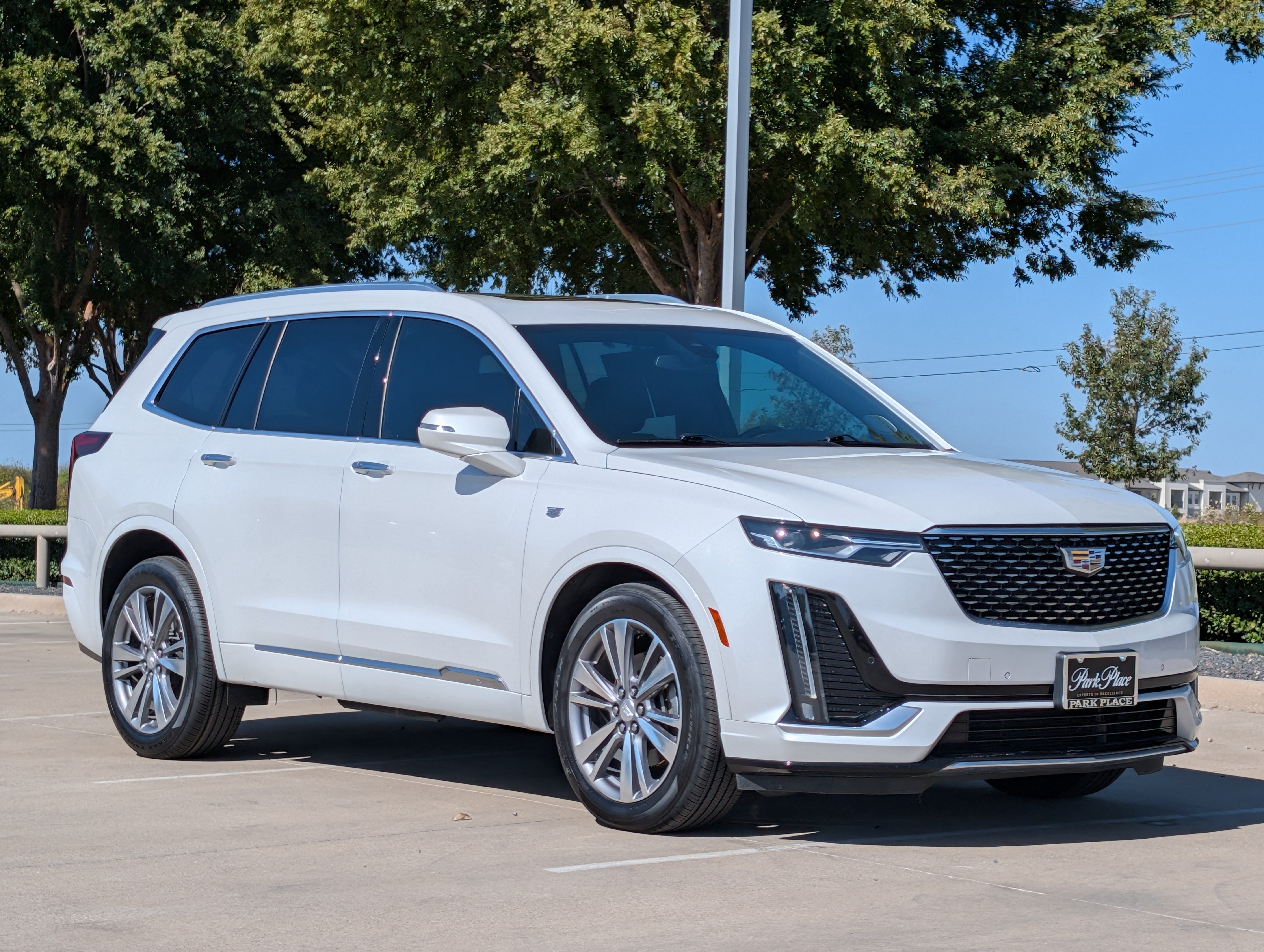 Used 2020 Cadillac XT6 Premium Luxury FWD image 7