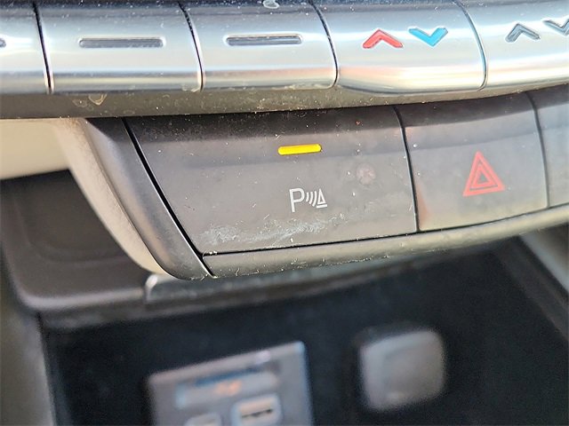 Used 2020 Cadillac XT4 Premium Luxury w/ Driver Awareness Package image 24