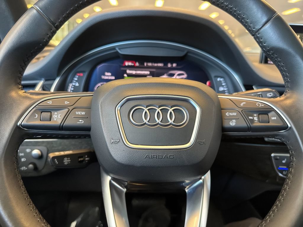 Used 2018 Audi Q7 3.0T Prestige AWD/4WD image 32