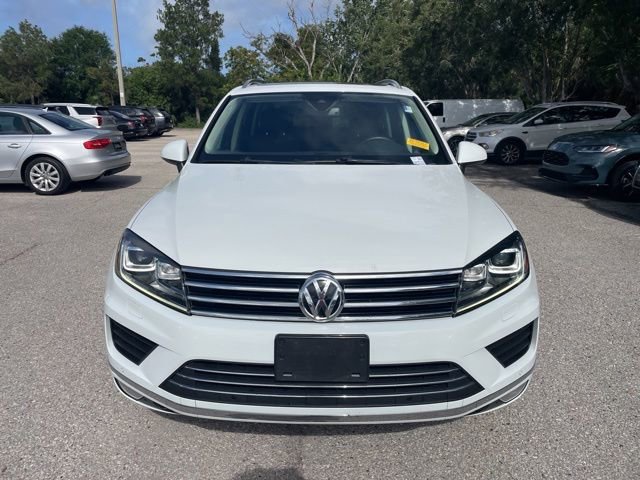 Used 2016 Volkswagen Touareg Executive AWD/4WD image 6