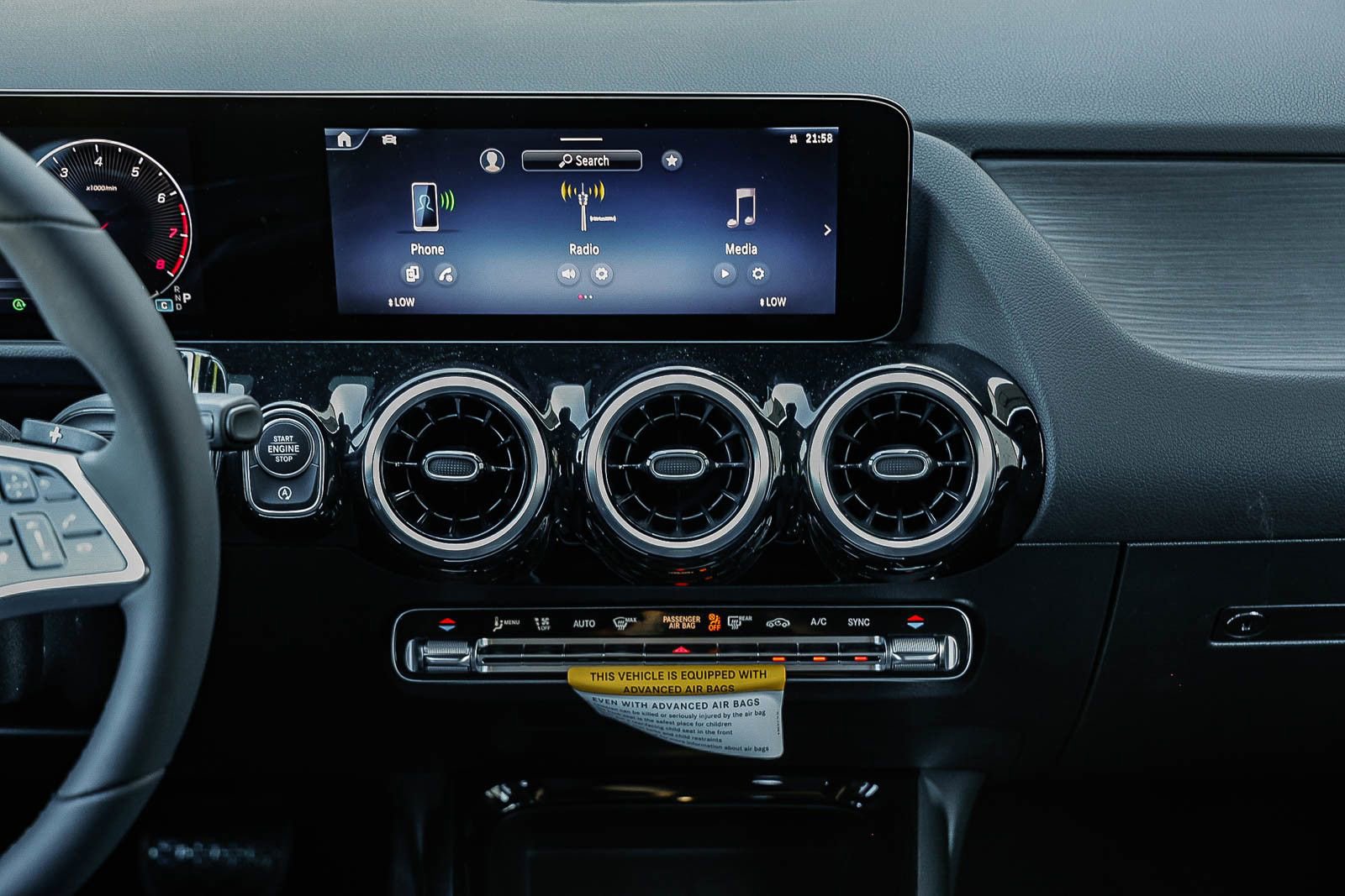 New 2026 Mercedes-Benz GLA 250 image 11