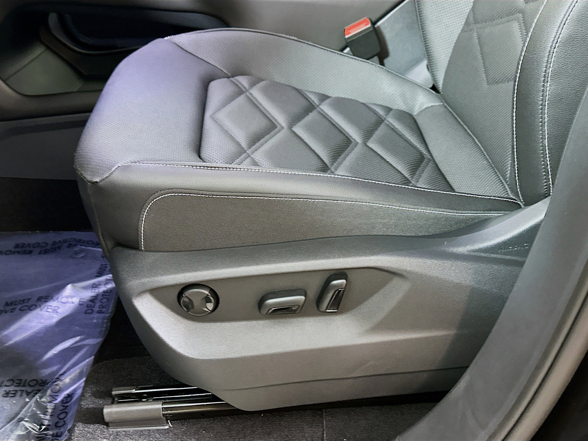 New 2026 Volkswagen Atlas SE image 18