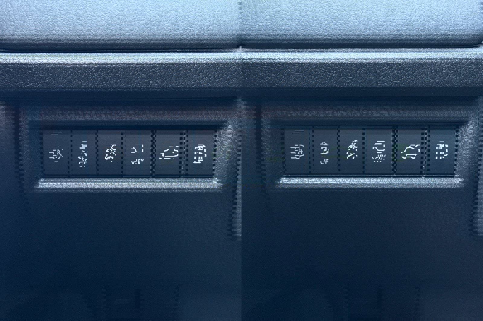 New 2026 Toyota Camry XSE FWD image 27