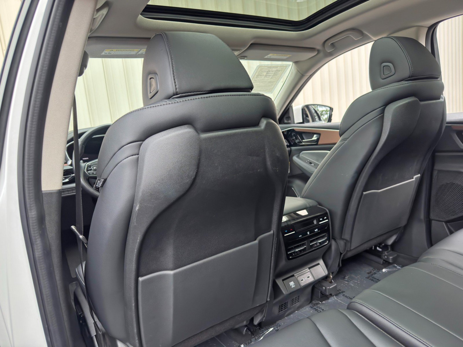 Used 2022 Acura MDX FWD image 37